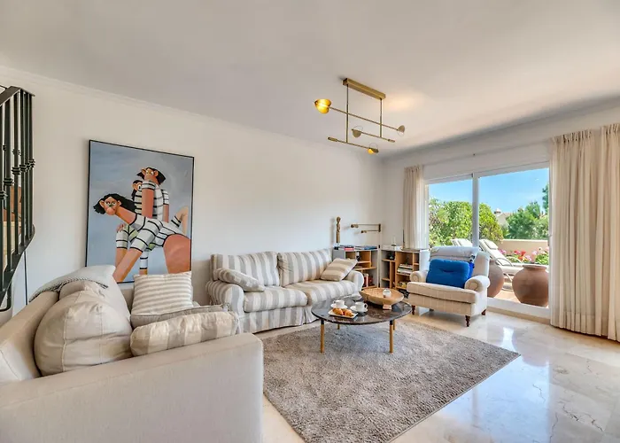 Cozy 3 Bdrm Sunny Townhouse W Bbq And Pool Appartamento