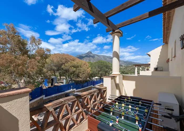 Cozy 3 Bdrm Sunny Townhouse W Bbq And Pool * Marbella
