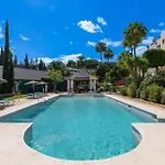 Apartman Cozy 3 Bdrm Sunny Townhouse W Bbq And Pool