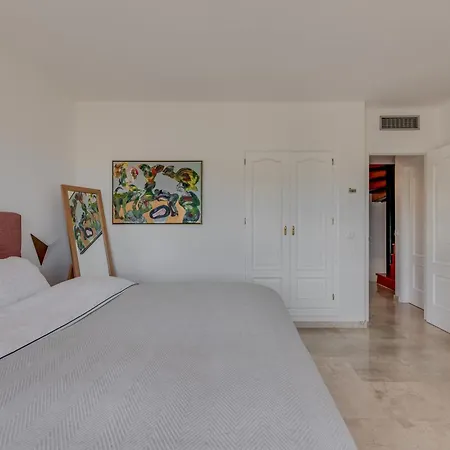 Cozy 3 Bdrm Sunny Townhouse W Bbq And Pool Marbella