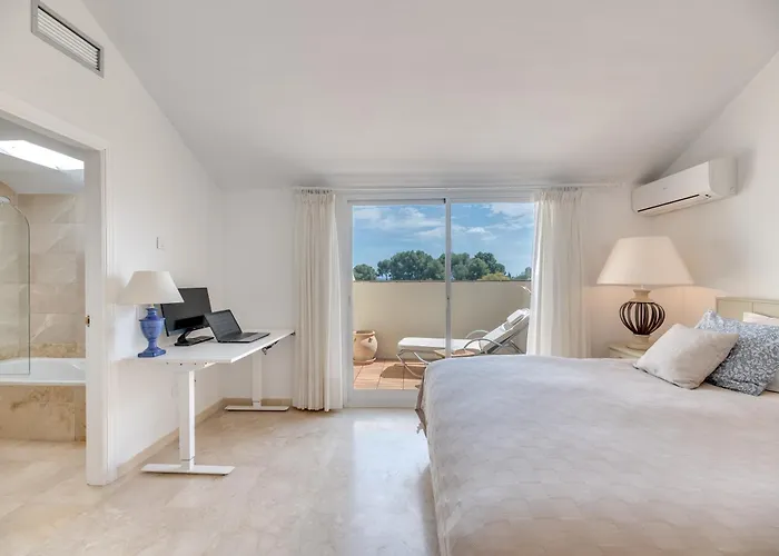 Cozy 3 Bdrm Sunny Townhouse W Bbq And Pool Apartment *