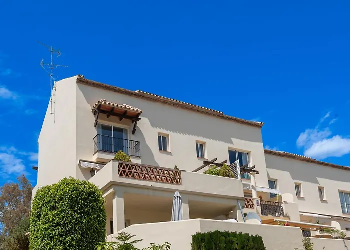 Apartment Cozy 3 Bdrm Sunny Townhouse W Bbq And Pool