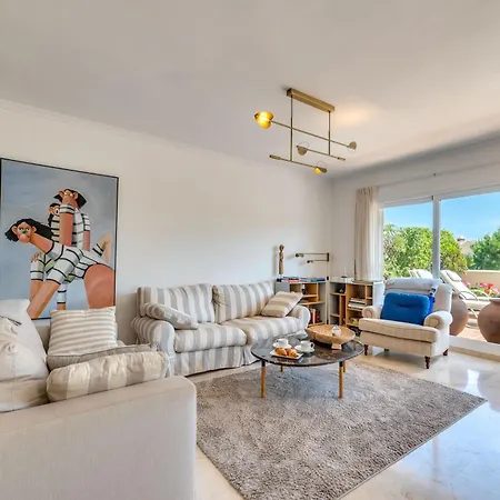 Cozy 3 Bdrm Sunny Townhouse W Bbq And Pool Apartment